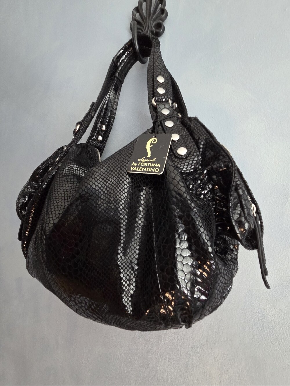 FORTUNA VALENTINO SNAKEPRINT LEATHER HANDBAG, NEW 22" L X 13" H